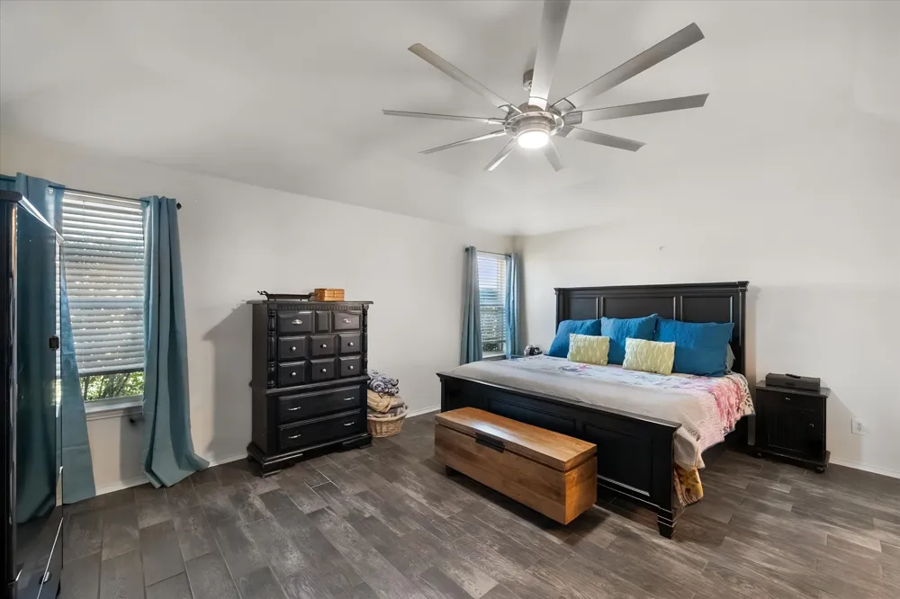 11005 Flores Trail Crowley, TX 76036
