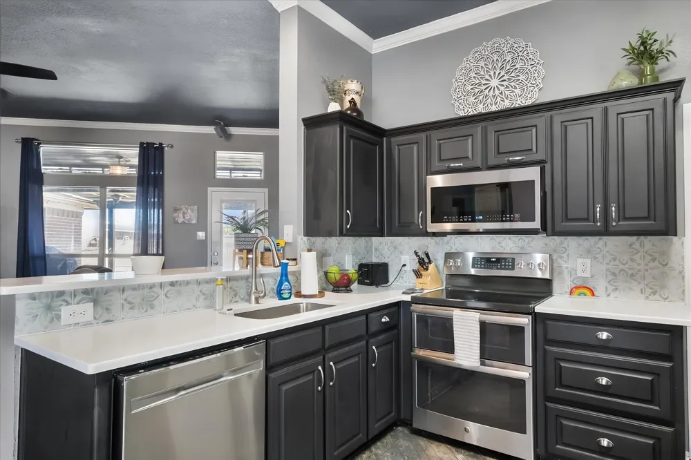 11005 Flores Trail Crowley, TX 76036