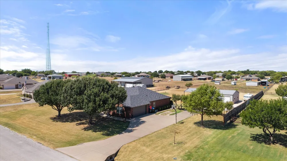 11005 Flores Trail Crowley, TX 76036