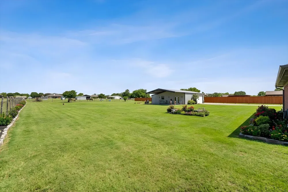 11005 Flores Trail Crowley, TX 76036