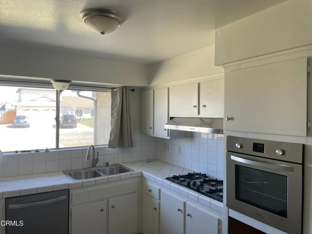 7560 Lemur Street Ventura, CA 93003