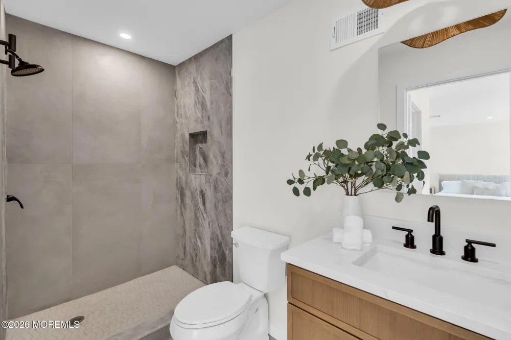 444 7th Avenue Atlantic Highlands, NJ 07716