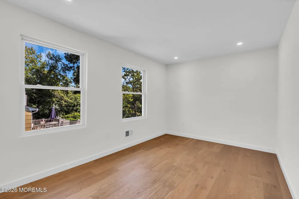444 7th Avenue Atlantic Highlands, NJ 07716