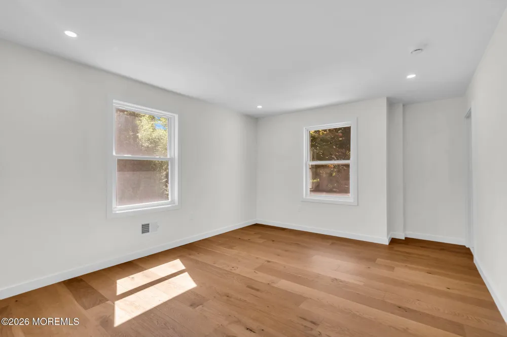 444 7th Avenue Atlantic Highlands, NJ 07716
