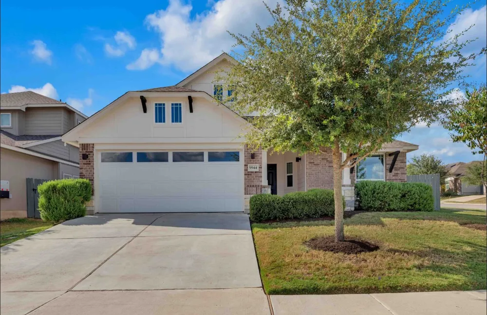 9944 Comely Bend Manor, TX 78653