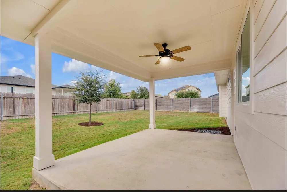 9944 Comely Bend Manor, TX 78653