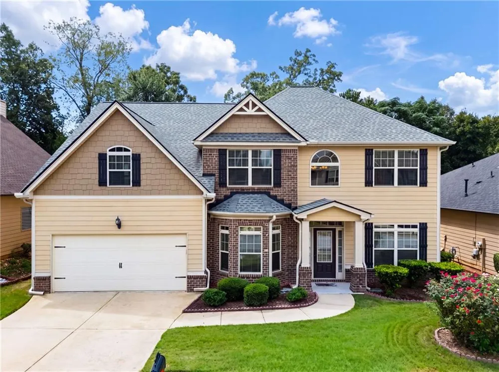 90 Sylvan Loop Fayetteville, GA 30214