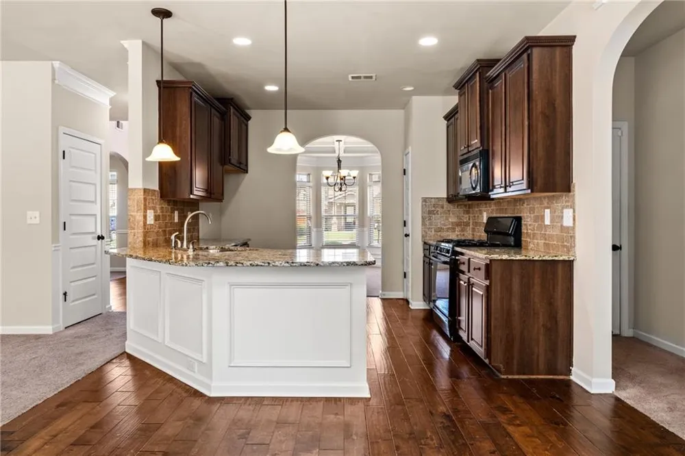 90 Sylvan Loop Fayetteville, GA 30214