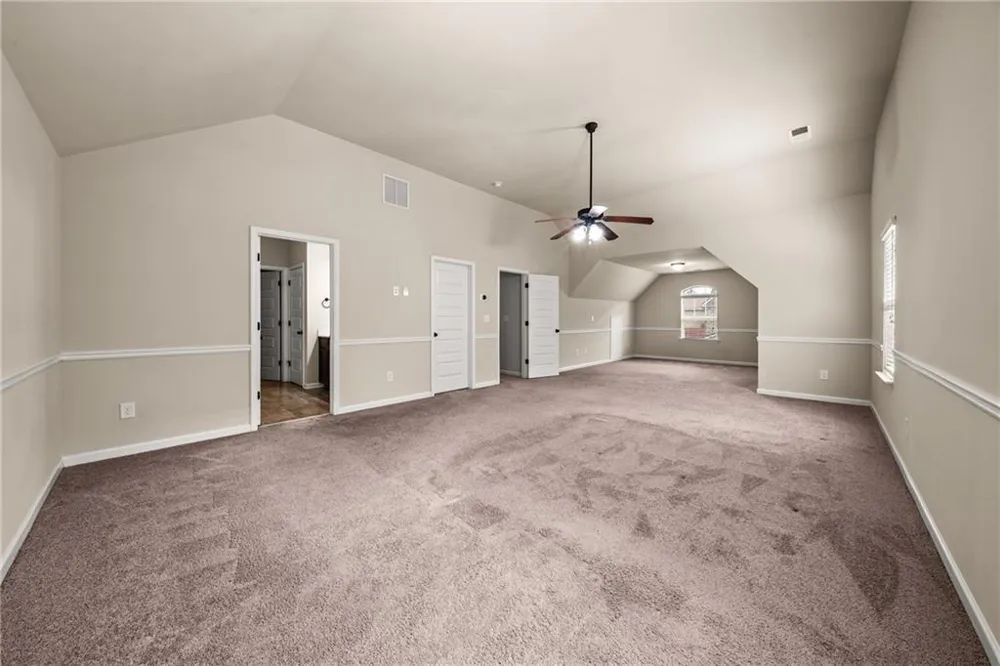 90 Sylvan Loop Fayetteville, GA 30214