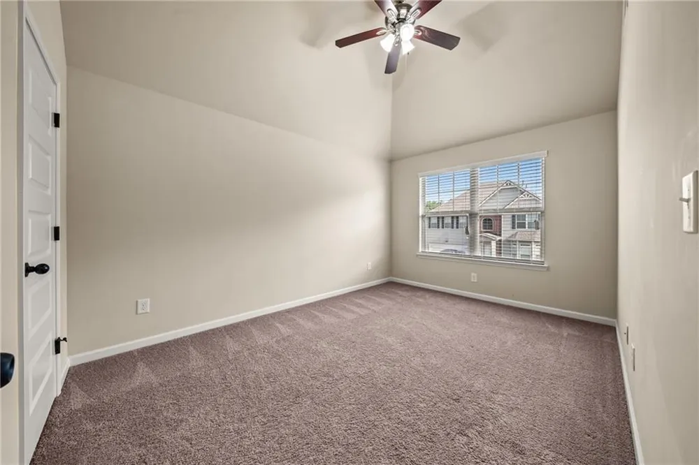 90 Sylvan Loop Fayetteville, GA 30214