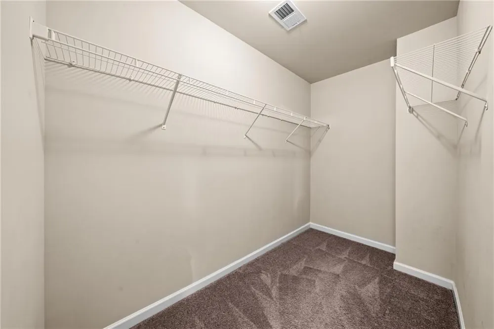 90 Sylvan Loop Fayetteville, GA 30214