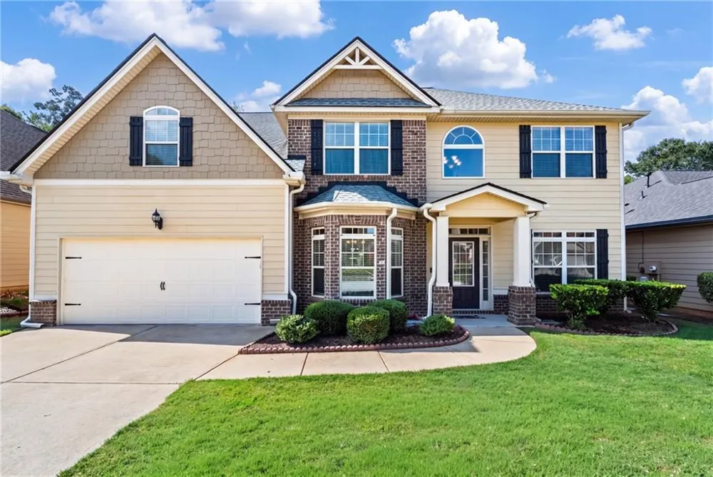 90 Sylvan Loop Fayetteville, GA 30214