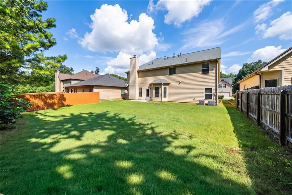 90 Sylvan Loop Fayetteville, GA 30214