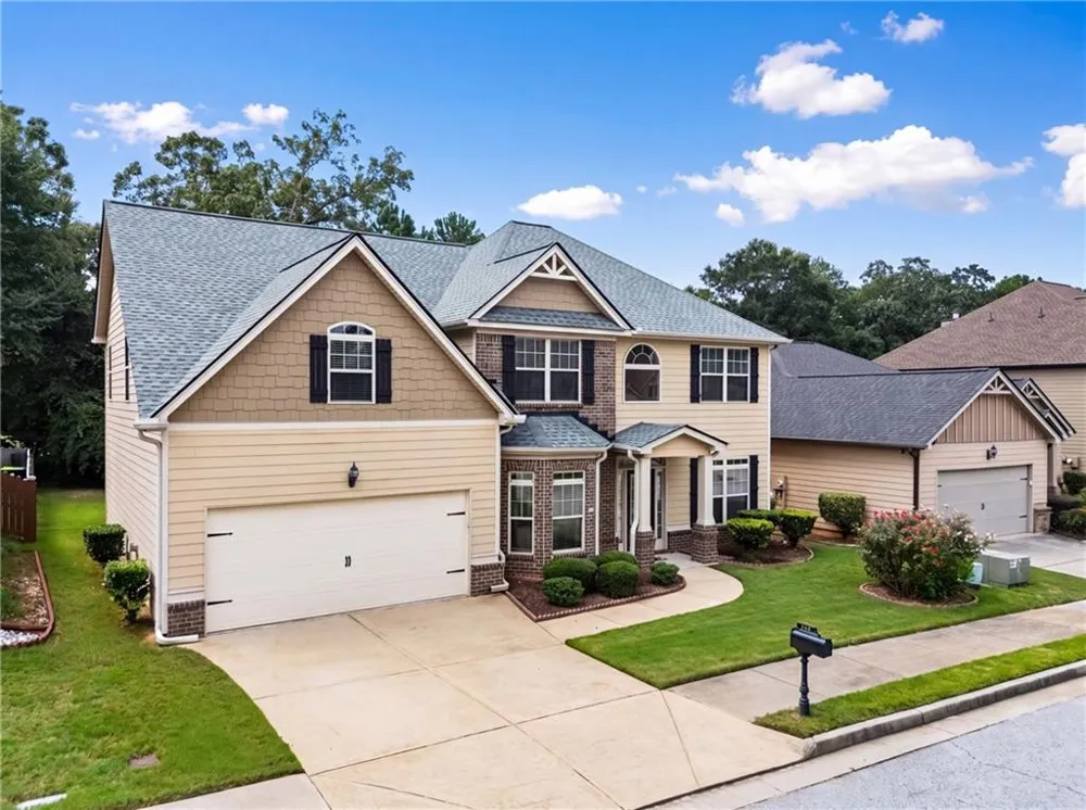 90 Sylvan Loop Fayetteville, GA 30214