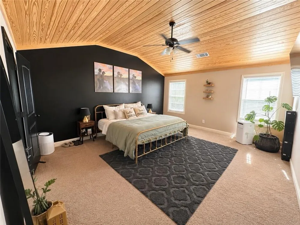 4404 Smokey Rd Newnan, GA 30263