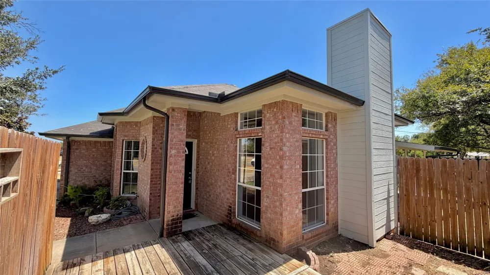 405 Odell Street Cleburne, TX 76033