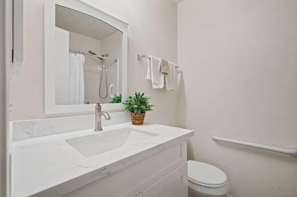 8051 Bay Branch Dr #222 The Woodlands, TX 77382