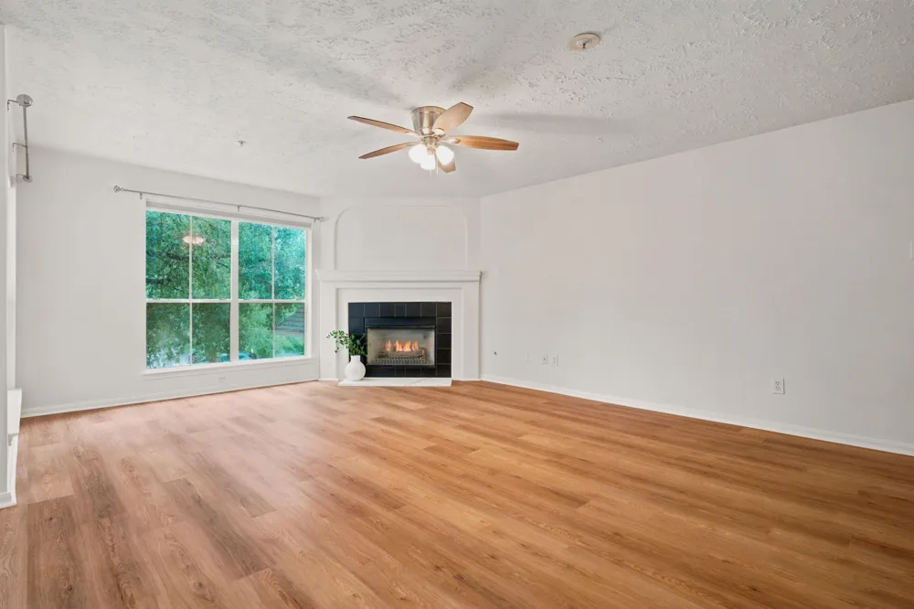 8051 Bay Branch Dr #222 The Woodlands, TX 77382