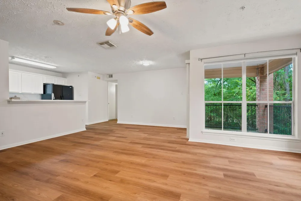 8051 Bay Branch Dr #222 The Woodlands, TX 77382