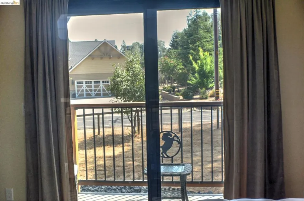 13323 Mule CT Groveland, CA 95321