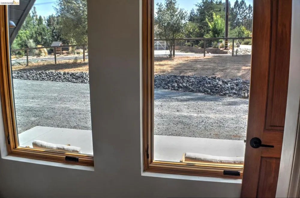 13323 Mule CT Groveland, CA 95321