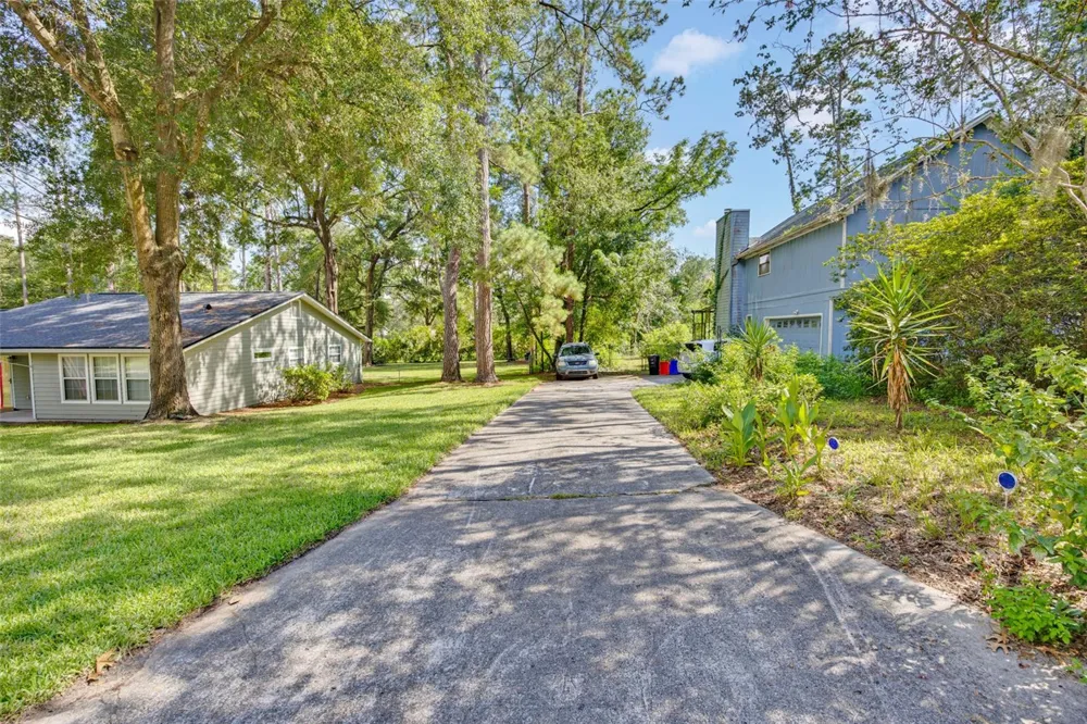 7607 NW 42ND AVENUE Gainesville, FL 32606