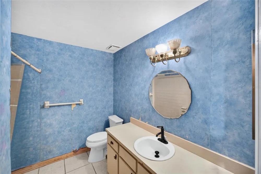 7607 NW 42ND AVENUE Gainesville, FL 32606