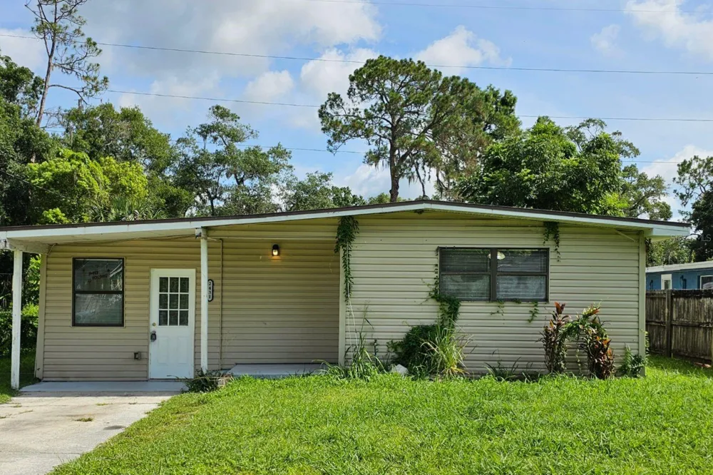 2431 CANNON STREET Lakeland, FL 33815