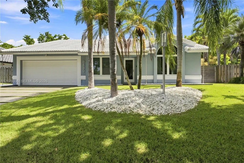 9430 SW 215th Ln Cutler Bay, FL 33189