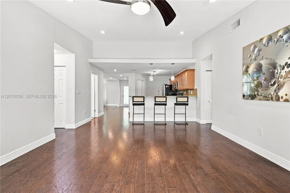 9430 SW 215th Ln Cutler Bay, FL 33189