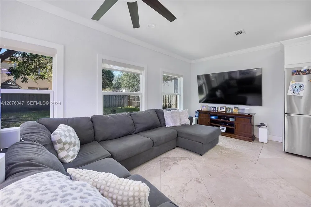 1602 SE 20th Rd Homestead, FL 33035