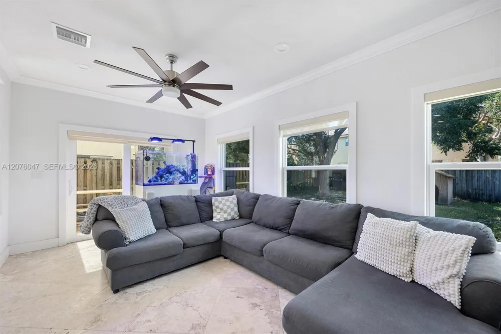 1602 SE 20th Rd Homestead, FL 33035