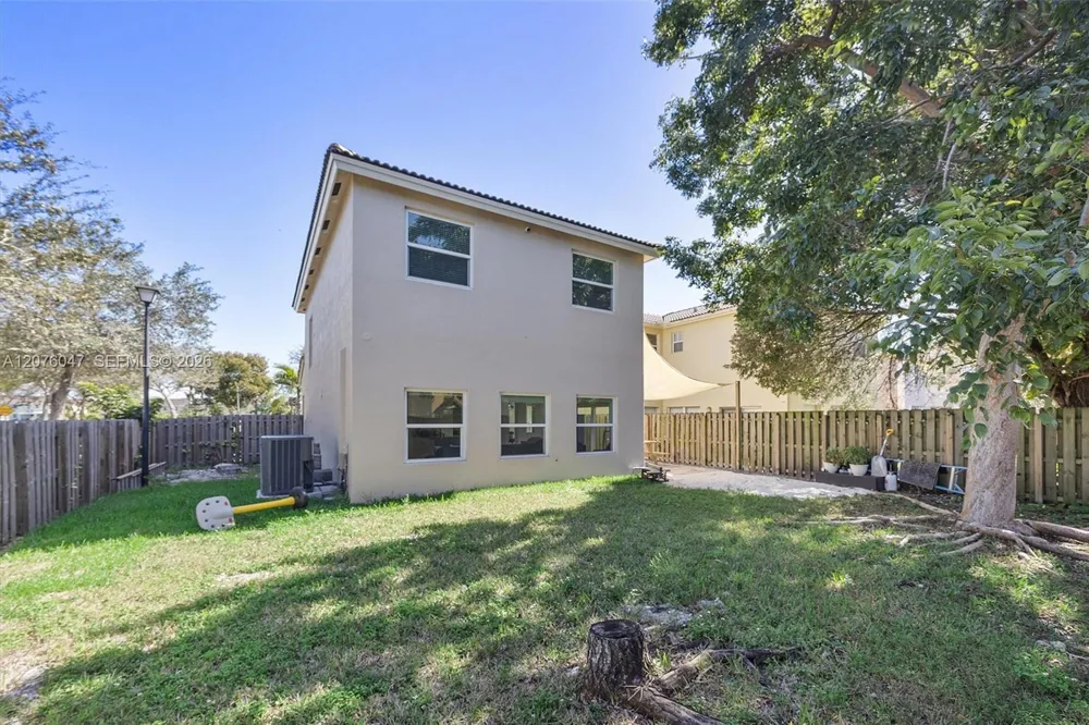 1602 SE 20th Rd Homestead, FL 33035