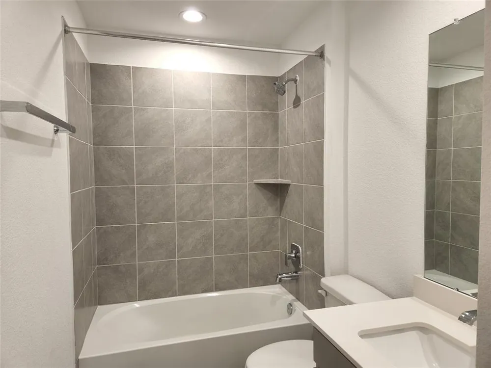7718 Caspian Ranch Drive Rosharon, TX 77583