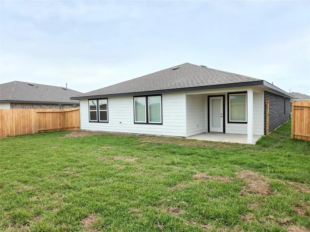 7718 Caspian Ranch Drive Rosharon, TX 77583