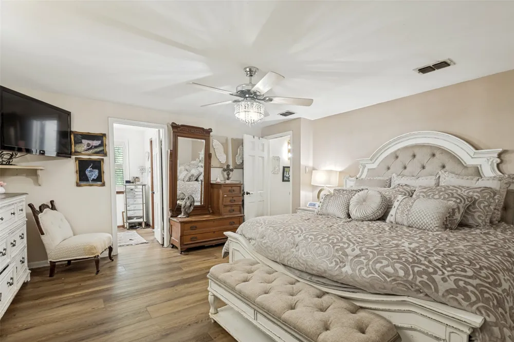 719 S Houston Street Edgewood, TX 75117