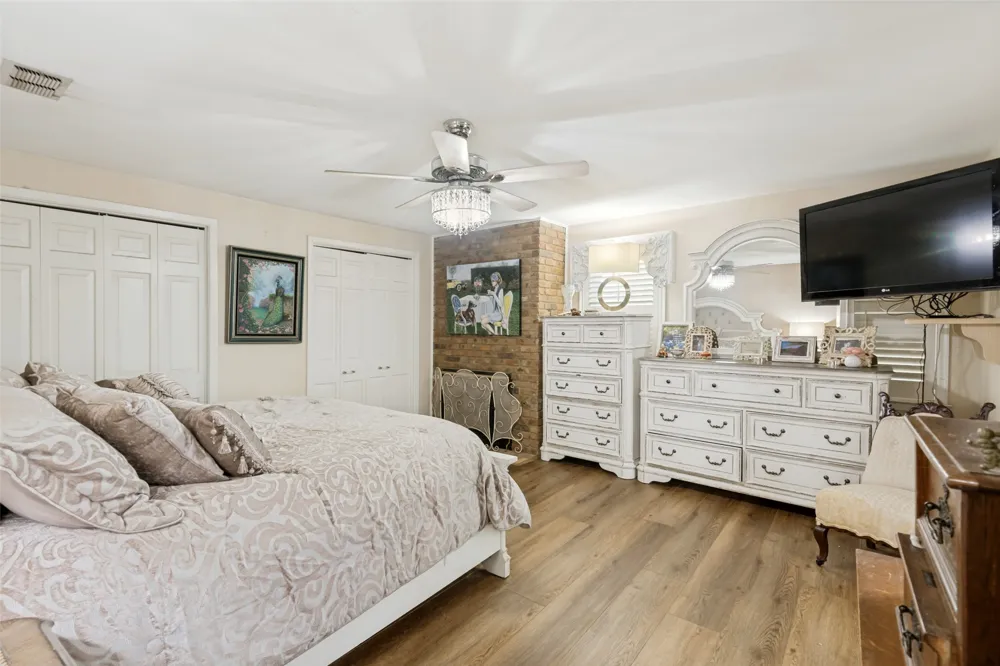 719 S Houston Street Edgewood, TX 75117