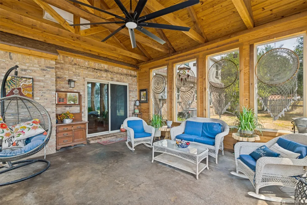 719 S Houston Street Edgewood, TX 75117