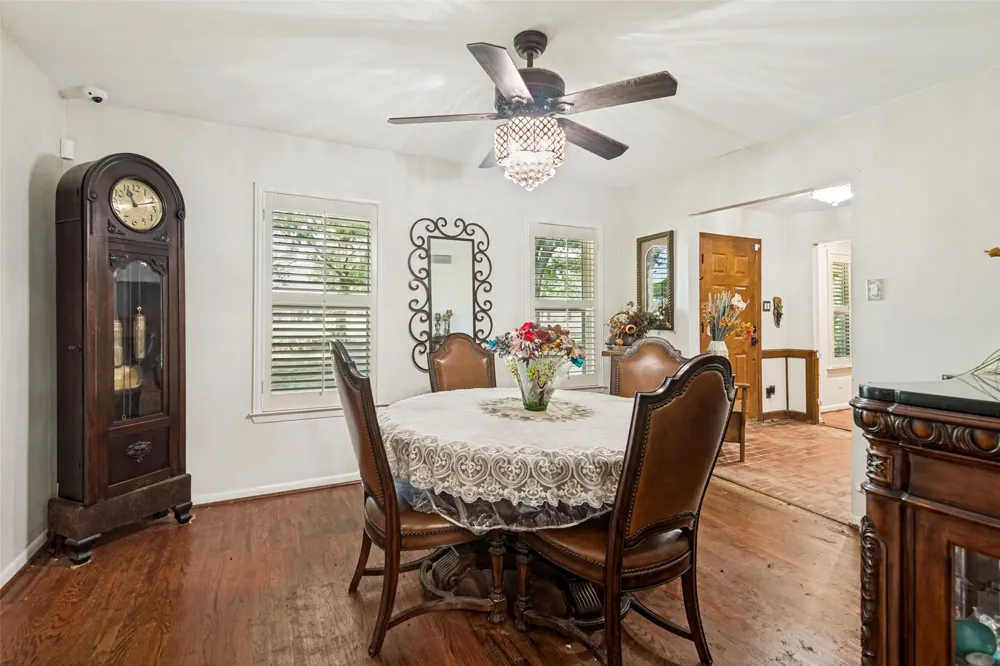 719 S Houston Street Edgewood, TX 75117
