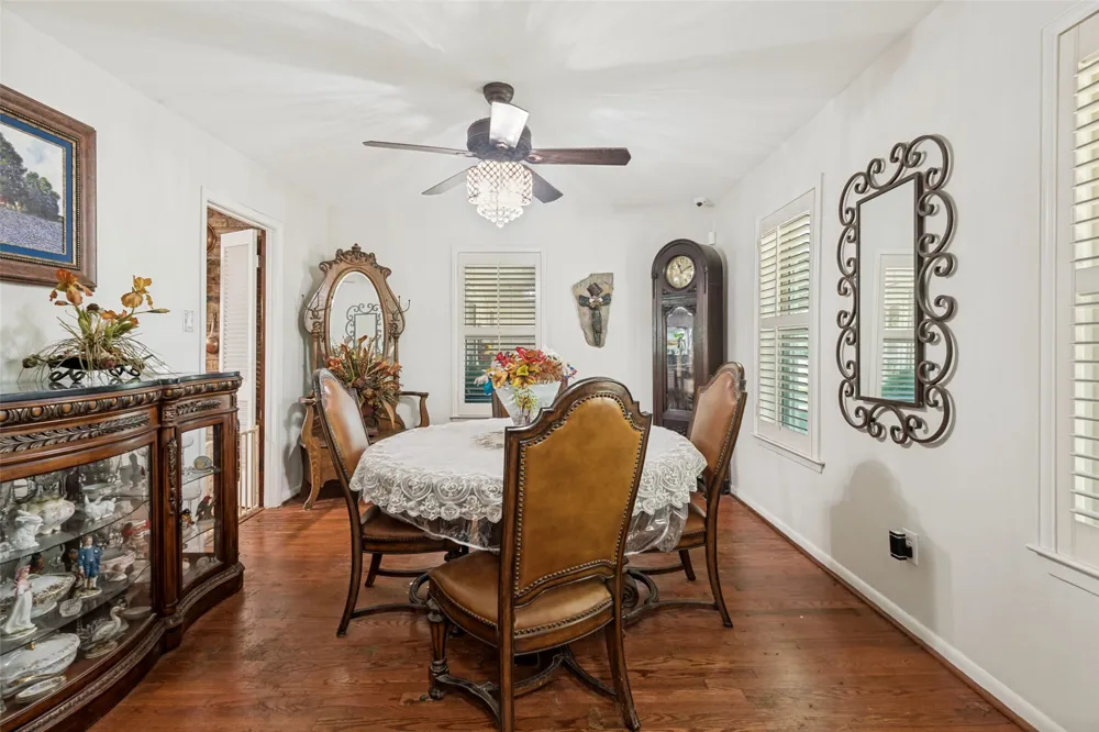 719 S Houston Street Edgewood, TX 75117