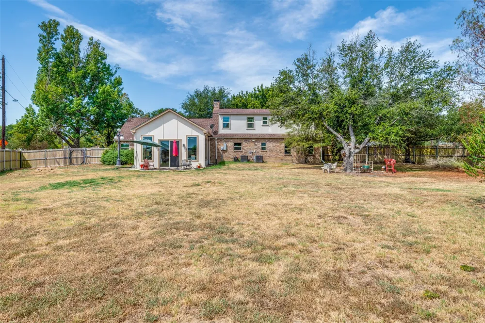719 S Houston Street Edgewood, TX 75117