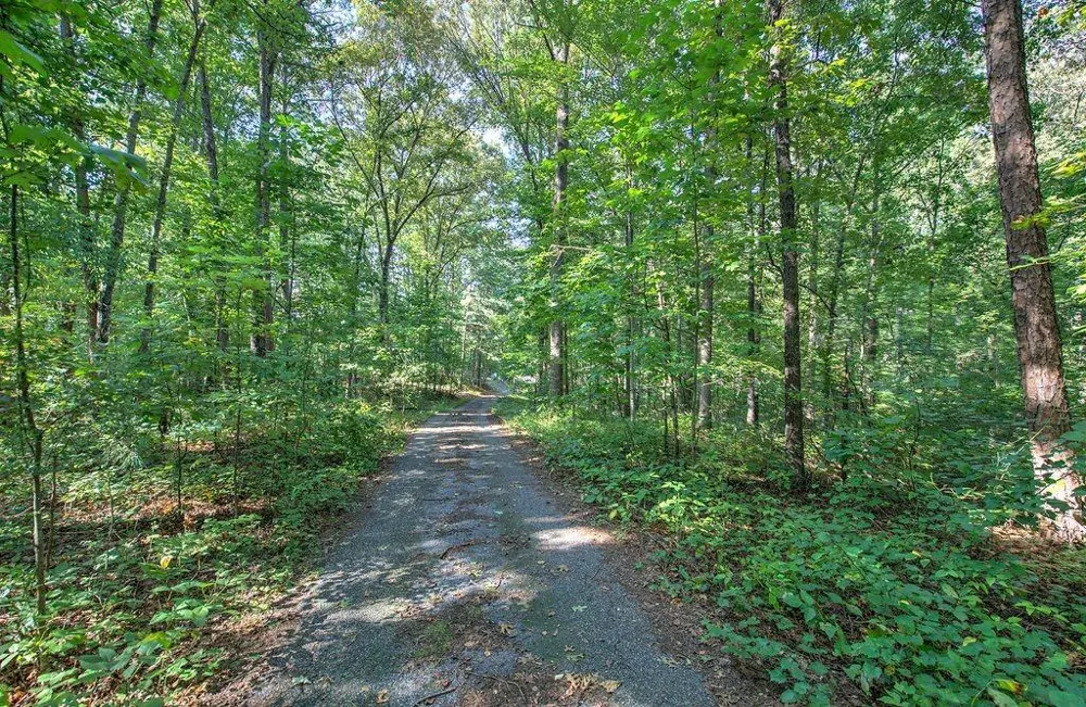6354 Ga-20 White, GA 30184
