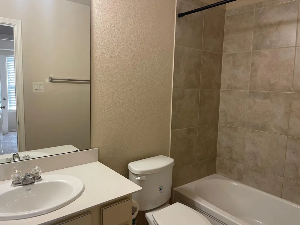 6422 Stoney Creek Drive Pasadena, TX 77503