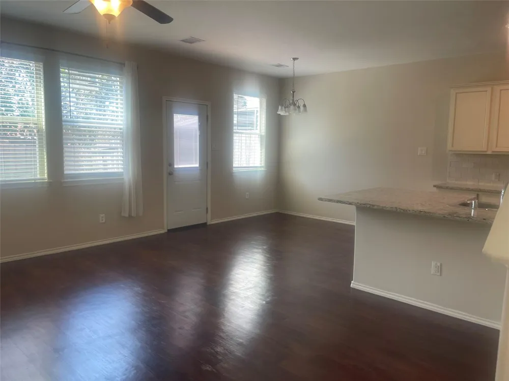 6422 Stoney Creek Drive Pasadena, TX 77503