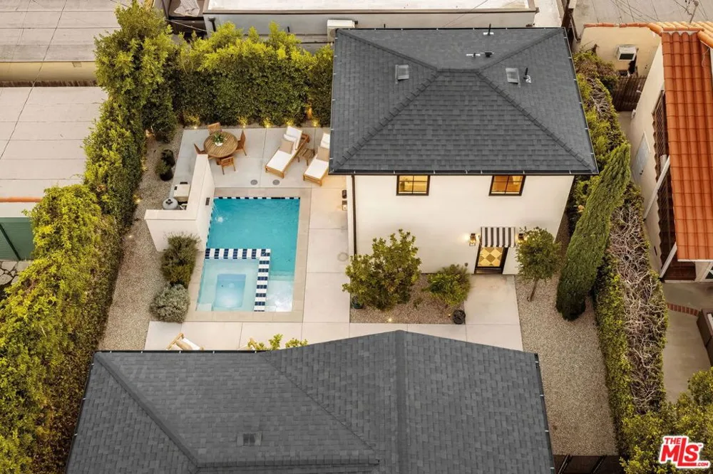 133 La Jolla Avenue Los Angeles, CA 90048