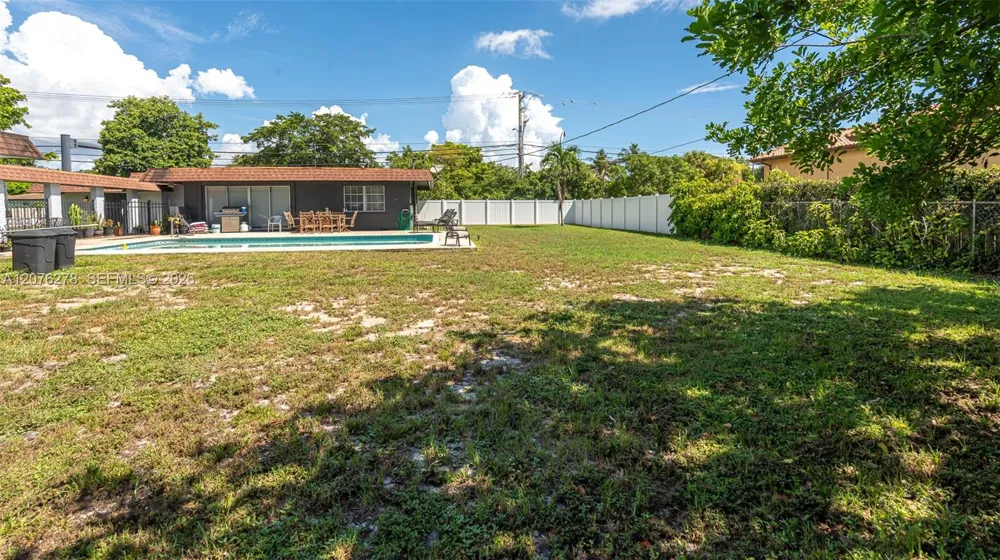 10 SW 46th Ave Plantation, FL 33317