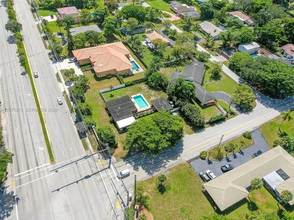 10 SW 46th Ave Plantation, FL 33317