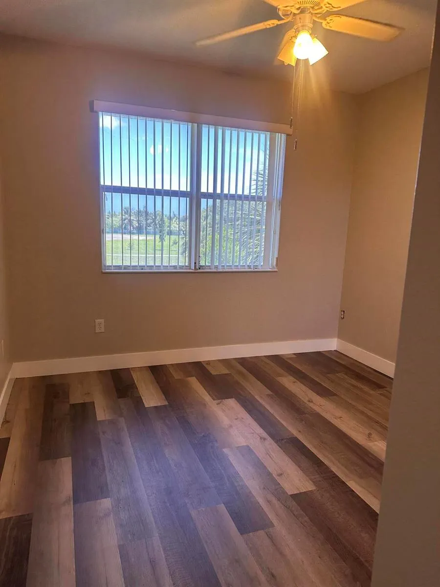 3016 NW 30TH AVENUE Oakland Park, FL 33311