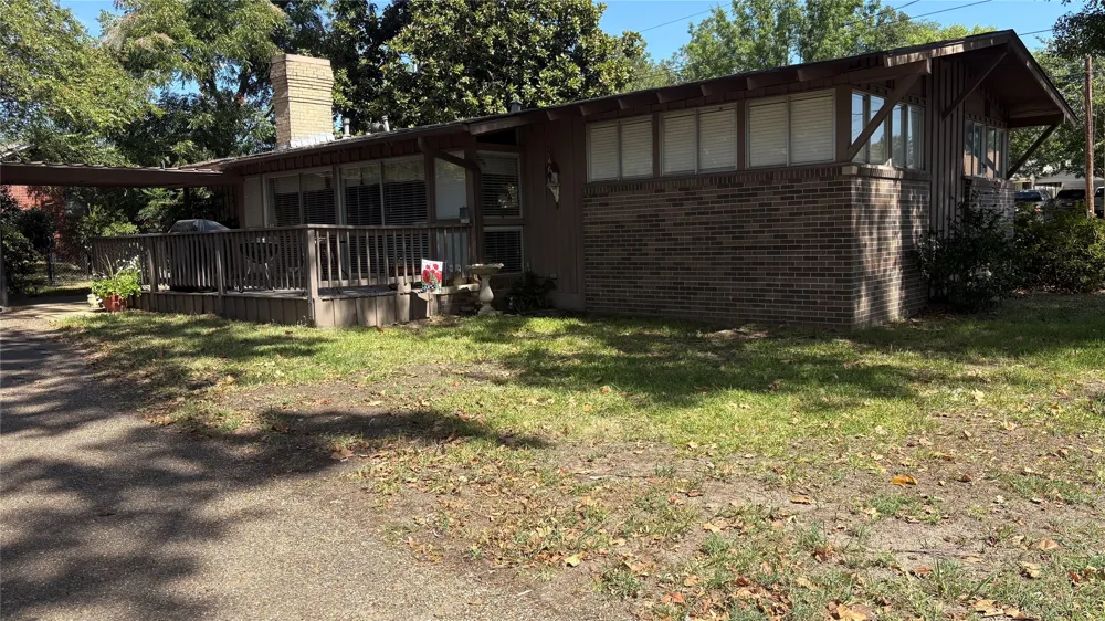 306 E PINE Winnsboro, TX 75494
