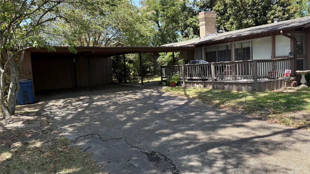306 E PINE Winnsboro, TX 75494